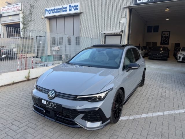 Volkswagen Golf GTI 2.0 TSI DSG GTI CLUBSPORT AKRAPOVIC PELLE TETTO - foto 2 di 4