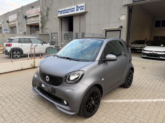 smart forTwo 70 1.0 twinamic Superpassion SPECIAL PAINT - foto 3 di 4