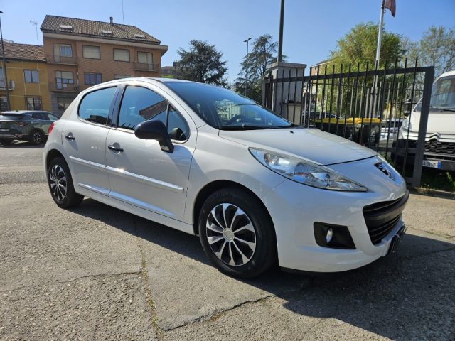 Peugeot 207 Plus 1.4 8V 75CV 5p. ECO GPL - foto 3 di 4