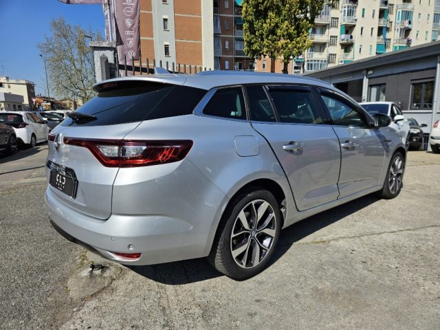 Renault Megane Sporter dCi 8V 110 CV EDC Energy Bose - foto 4 di 4