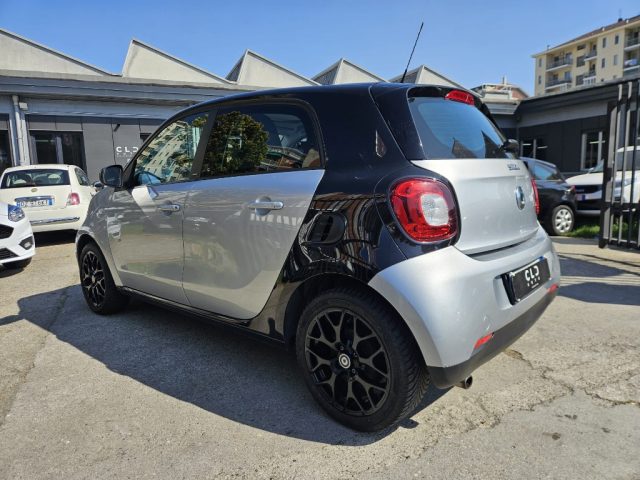 smart forFour 70 1.0 Passion, del 2015, 93.213 km, in vendita a Torino (TO)