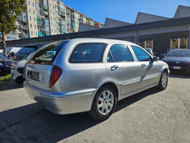 Lancia Lybra 1.8i 16V VVT cat Station Wagon - foto 4 di 4
