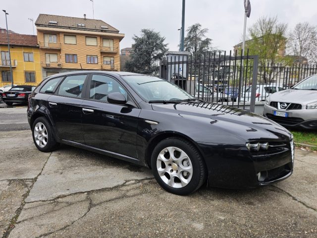Alfa Romeo 159 1.9 JTDm 16V Sportwagon - foto 3 di 4