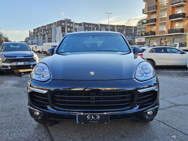 Porsche Cayenne 3.0 Diesel - foto 2 di 4