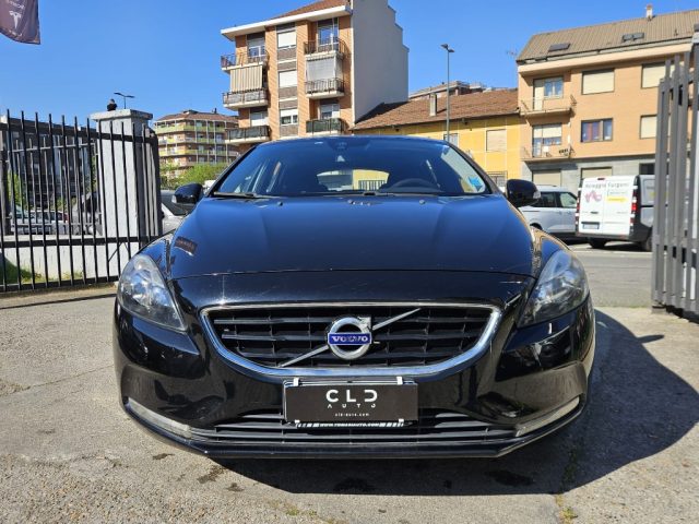 Volvo V40 D2 Geartronic Momentum - foto 2 di 4