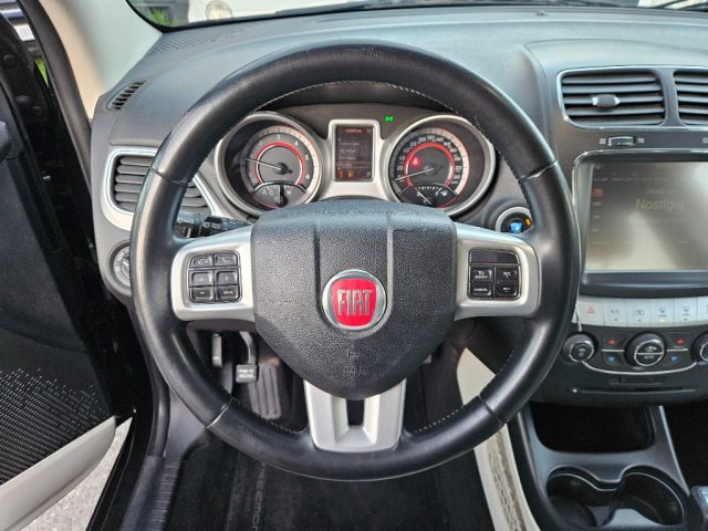 Fiat Freemont 2.0 Mjt 170 CV 4x4 aut. Black Code, del 2014, 142.859 km, in vendita a Torino (TO)