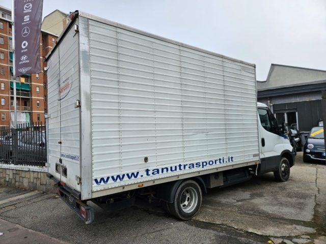 Iveco Daily 35-NP 3.0 Nat.Pwr Blue Power - foto 4 di 4