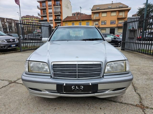 Mercedes-Benz C 180 cat Classic - foto 2 di 4