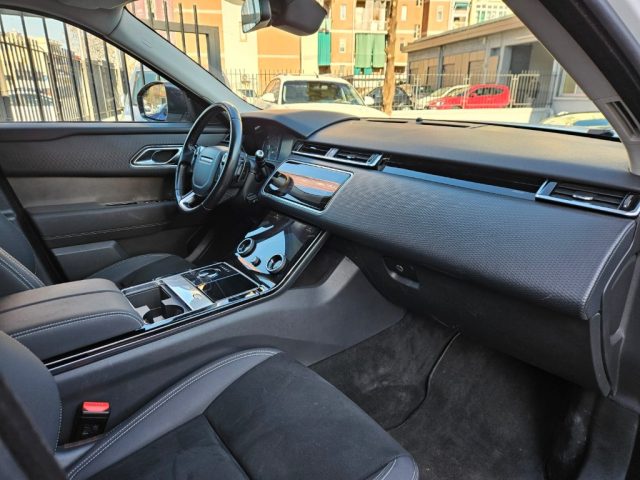 Land Rover Range Rover Velar 2.0 TD4 180 CV usato a TORINO