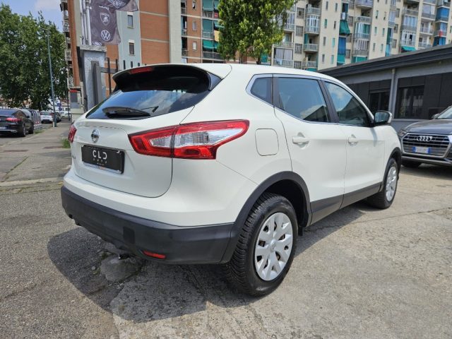 Nissan Qashqai 1.2 DIG-T - foto 3 di 4