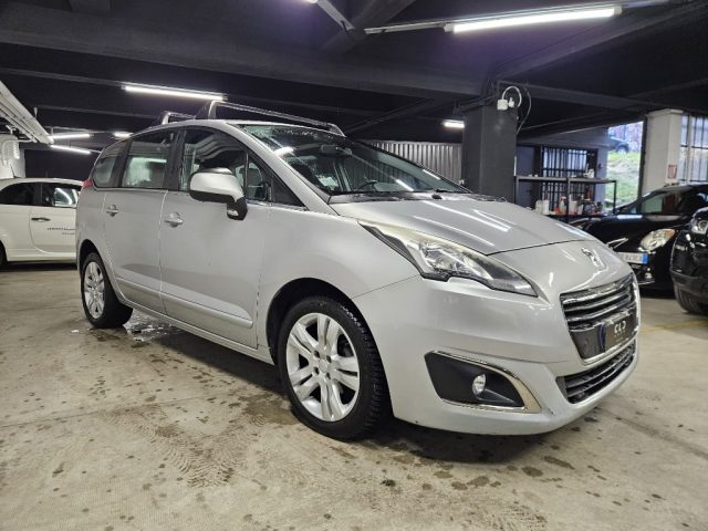 Peugeot 5008 1.6 e-HDi 115CV Stop&Start ETG6 7POSTI - foto 3 di 15