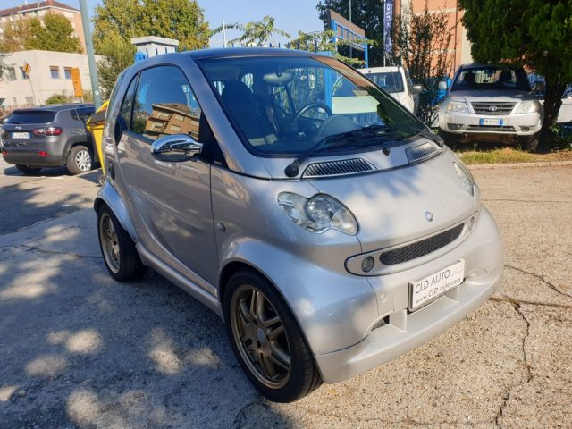 smart forTwo 700 coup� Brabus (55 kW) - foto 4 di 4