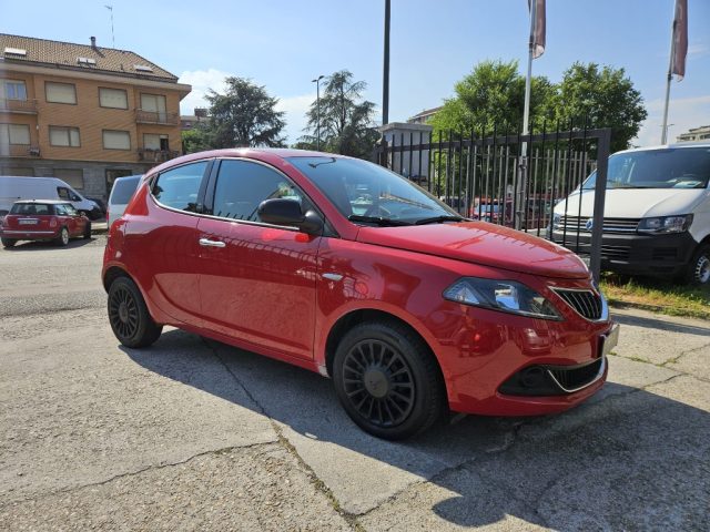 Lancia Ypsilon 1.0 FireFly 5 porte S&S Hybrid Ecochic - foto 4 di 4