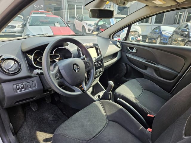 Renault Clio 1.2 75CV 5 porte usato a TORINO