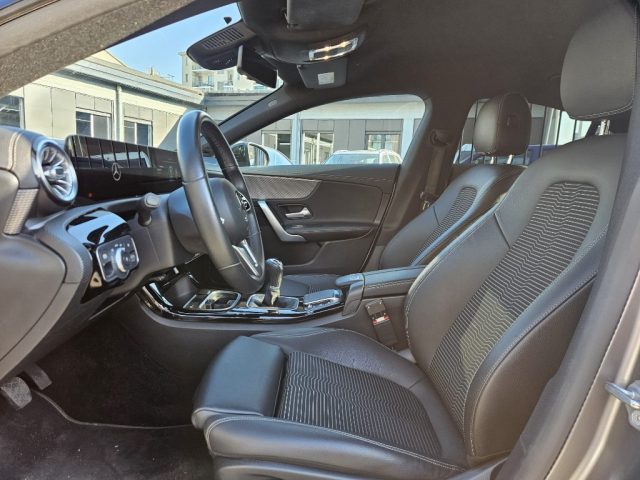 Mercedes-Benz CLA 200 d Premium, del 2022, 34.930 km, in vendita a Torino (TO)