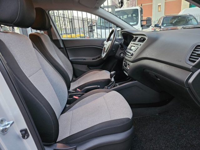 Hyundai i20 1.1 CRDi 12V 5 porte Style, del 2017, 120.732 km, in vendita a Torino (TO)