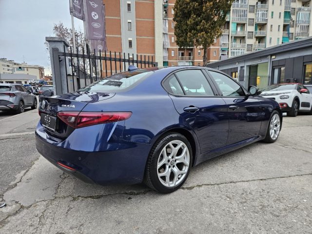 Alfa Romeo Giulia 2.2 Turbodiesel 160 CV AT8 Executive - foto 4 di 15