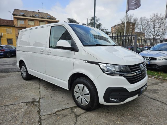 Volkswagen Transporter 2.0 TDI 150CV DSG PC Furgone - foto 3 di 4