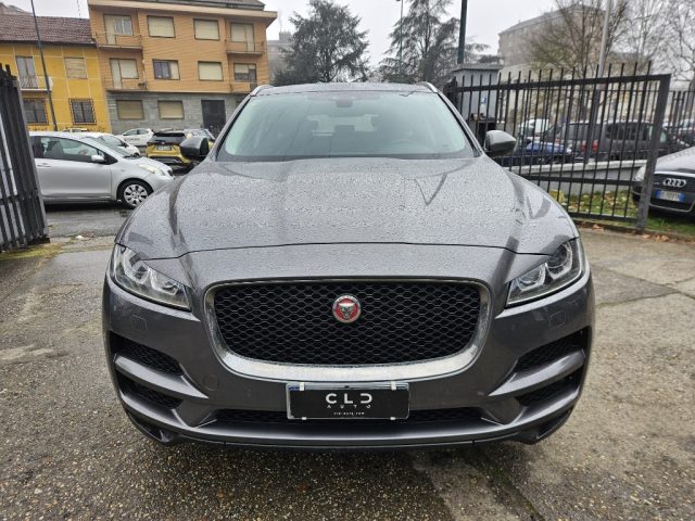 Jaguar F-Pace 2.0 D 180 CV AWD aut. - foto 2 di 4