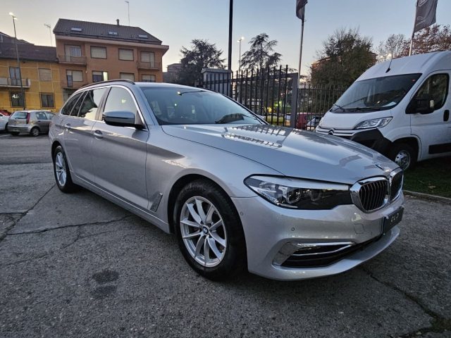 BMW 520 d 48V xDrive Touring Luxury - foto 3 di 4