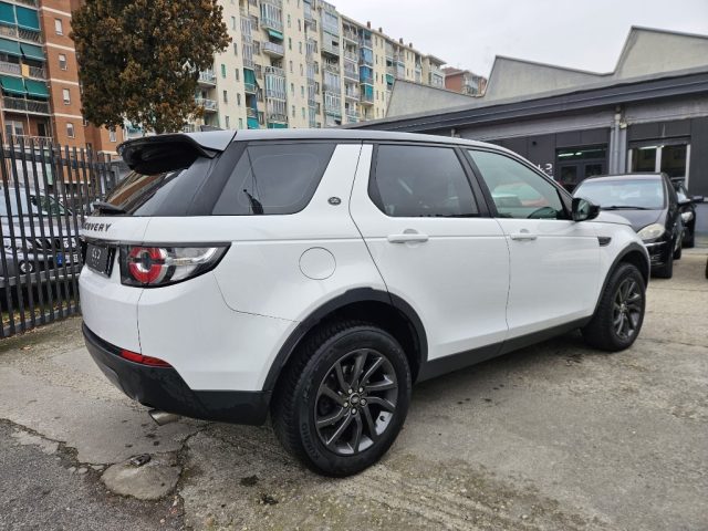 Land Rover Discovery Sport 2.0 TD4 150 CV - foto 4 di 4