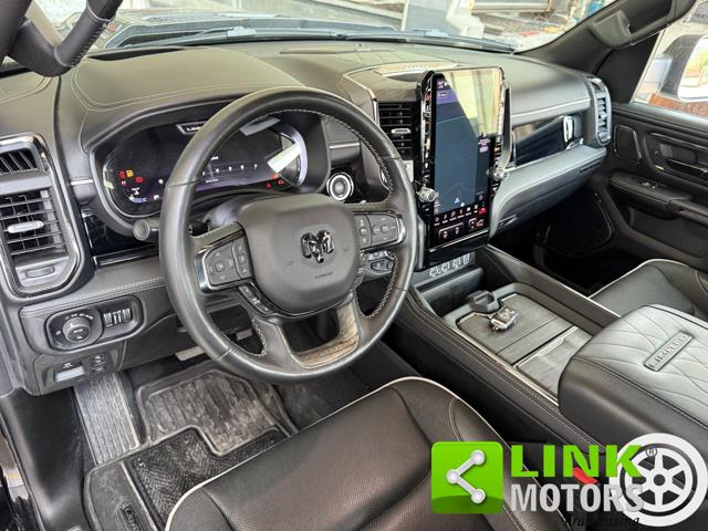 Dodge RAM 1500 crew Cab limited night edition - foto 2 di 4