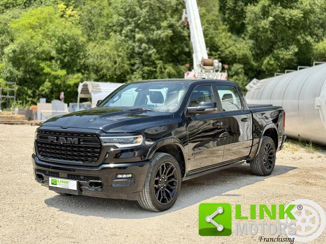Dodge RAM 1500 crew Cab limited night edition usato a BRESCIA