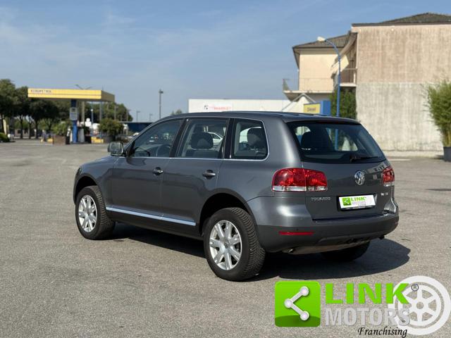 Volkswagen Touareg automatica 4x4 - foto 3 di 4