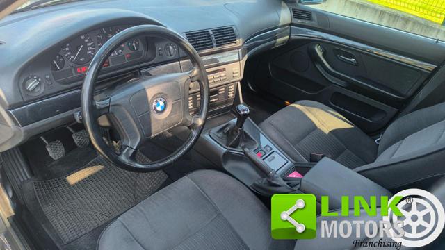 BMW 520 i 24V cat Attiva - foto 2 di 4