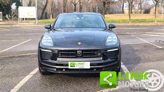 Porsche Macan 2.0 T - foto 2 di 4
