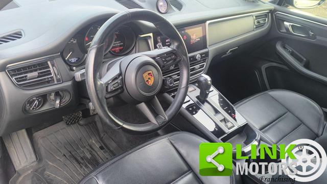Porsche Macan 2.0 T - foto 3 di 4