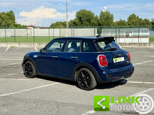 MINI Cooper SD jhon cooper works - foto 3 di 4