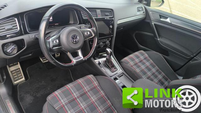 Volkswagen Golf GTI Performance 2.0 245 CV TSI DSG - foto 3 di 4
