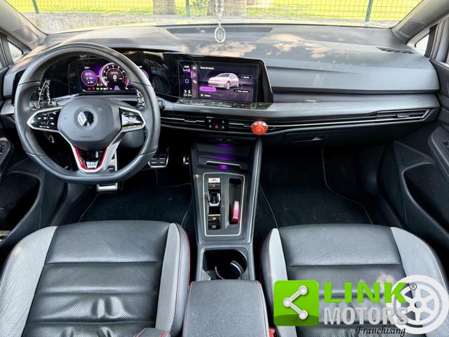 Volkswagen Golf GTI 8 performance - foto 4 di 4