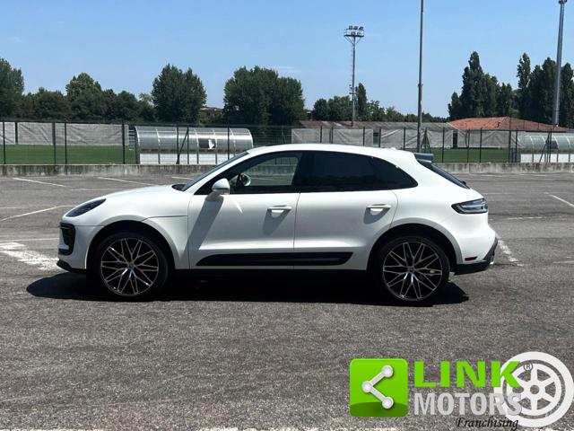 Porsche Macan 2.0 T - foto 2 di 4