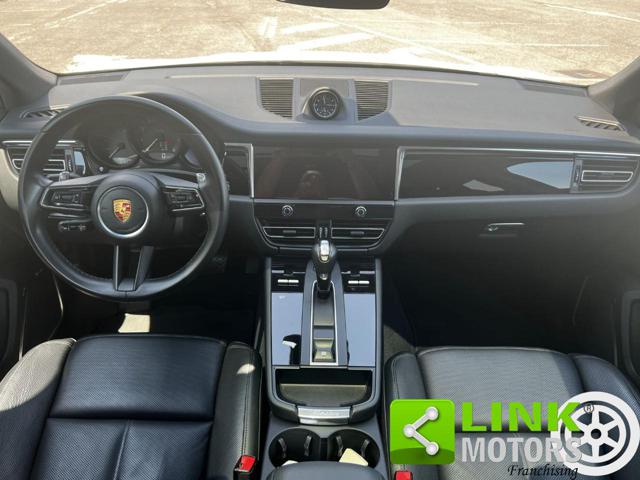 Porsche Macan 2.0 T - foto 3 di 4