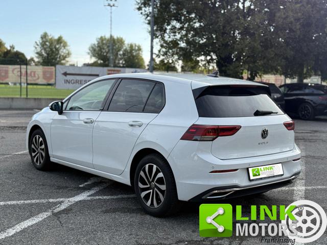 Volkswagen Golf 8 ACTIVE - foto 3 di 4
