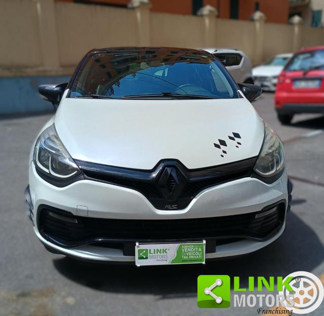 Renault Clio 1.6 T 200CV EDC 5 porte Monaco GP - foto 3 di 53