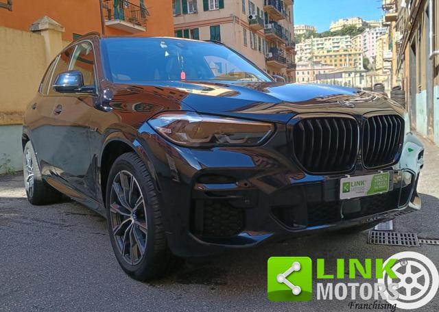 BMW X5 xDrive45e Msport - foto 2 di 4