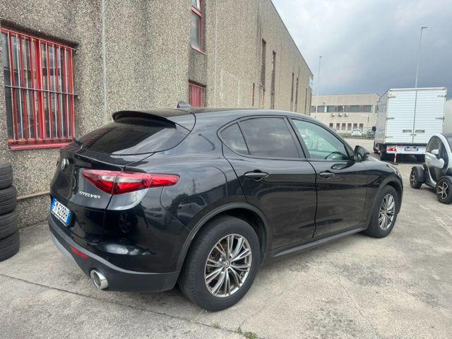 Alfa Romeo Stelvio 2.2 Turbodiesel 180 CV AT8 RWD Business - foto 4 di 4