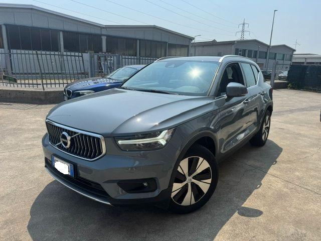 Volvo XC40 T4 Recharge Plug-in Hybrid Inscription Expression usato a BELLUSCO