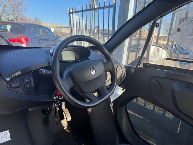 Renault Twizy LIFE BATTERIA A NOLEGGIO usato a BELLUSCO