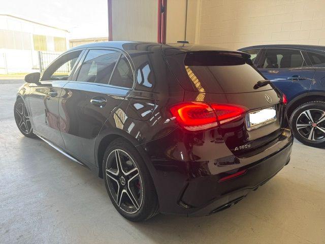 Mercedes-Benz A 180 d Automatic Premium AMG NIGHT EDITION - foto 4 di 4
