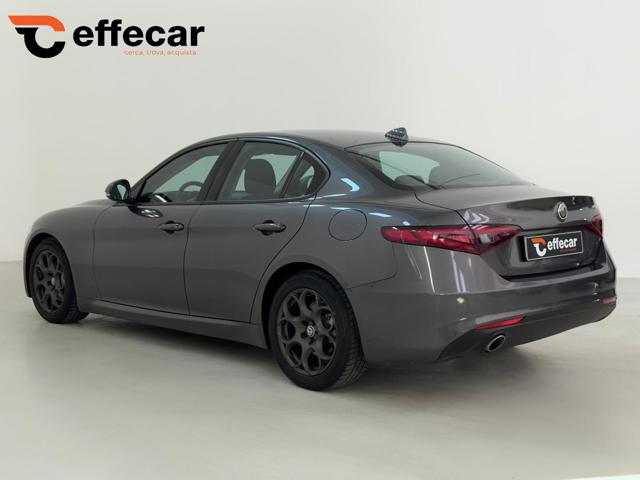 Alfa Romeo Giulia 2.2 Turbodiesel 160 CV AT8 - foto 4 di 4