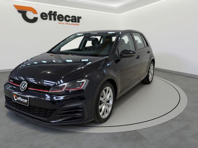 Volkswagen Golf 1.6 TDI 5p. Highline BlueMotion NEOPATENTATI usato a MAZZANO