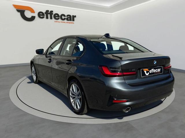 BMW 320 d 48V xDrive Business Advantage - foto 4 di 4