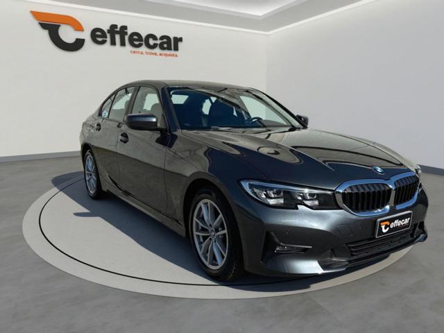 BMW 320 d 48V xDrive Business Advantage - foto 3 di 4