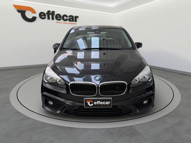 BMW 216 i Active Tourer Advantage - foto 2 di 4