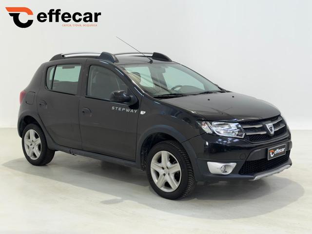 Dacia Sandero Stepway 900 TCe 12V 90CV Prestige NEOPATENTATI - foto 4 di 4