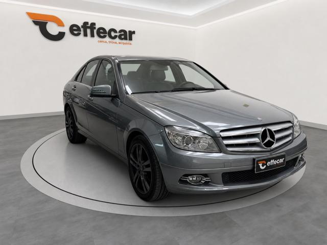 Mercedes-Benz C 220 CDI BlueEFFICIENCY Avantgarde AMG - foto 3 di 4